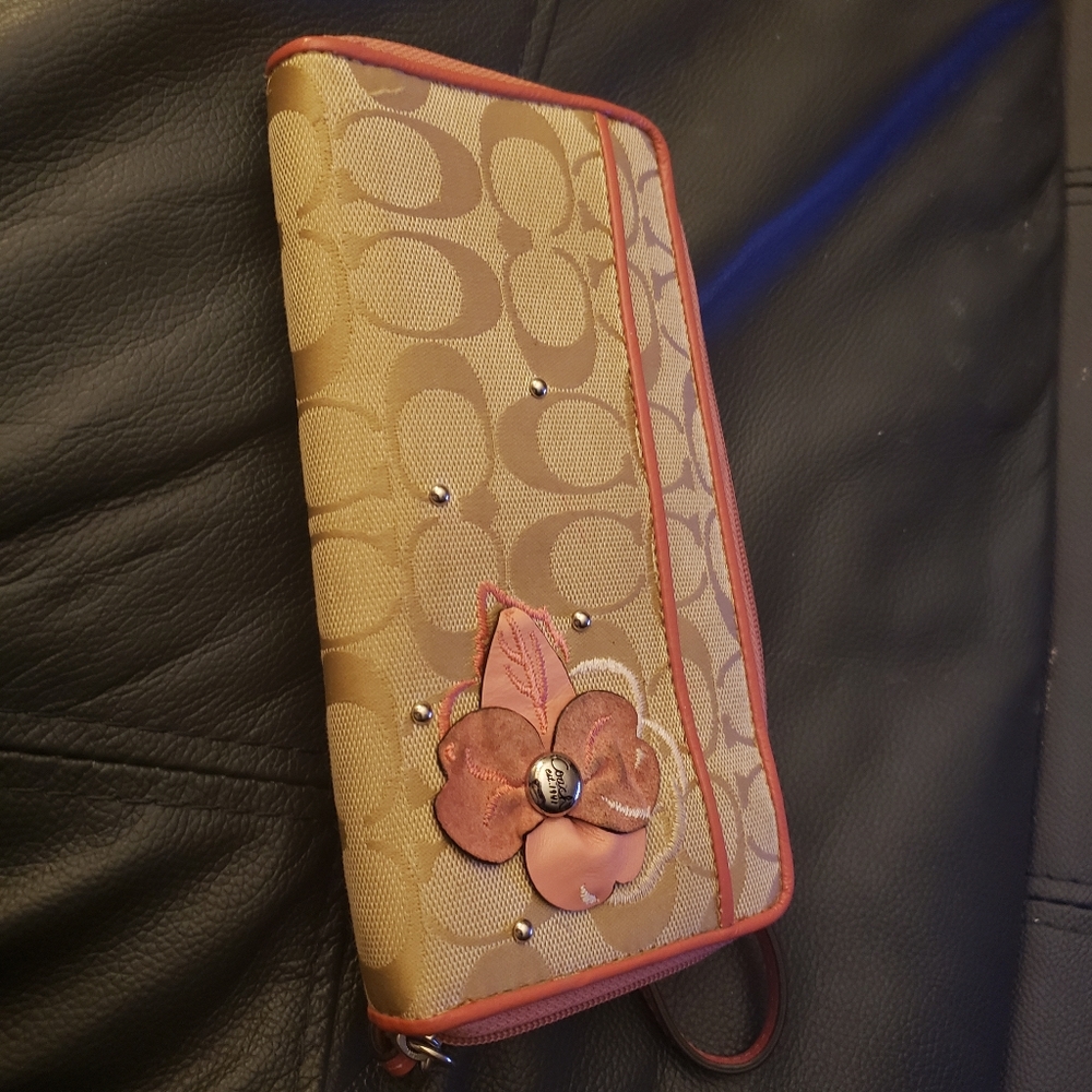 Coach wallet